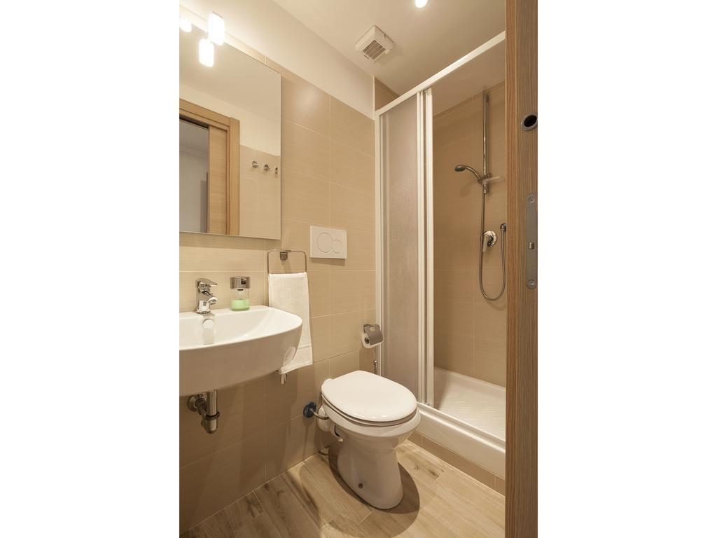 Dimora Vaticano Apartments Рим Номер фото